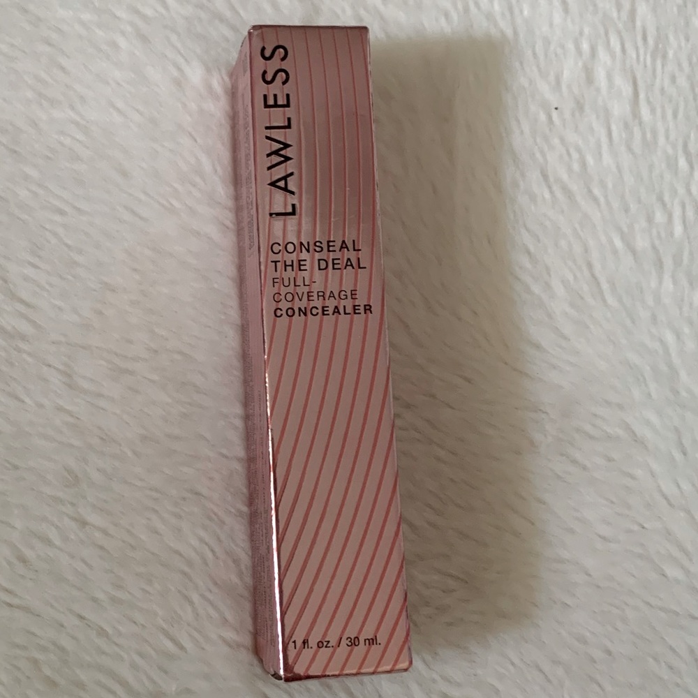 Lawless Conseal the Deal Lightweight Concealer in shade Bronze